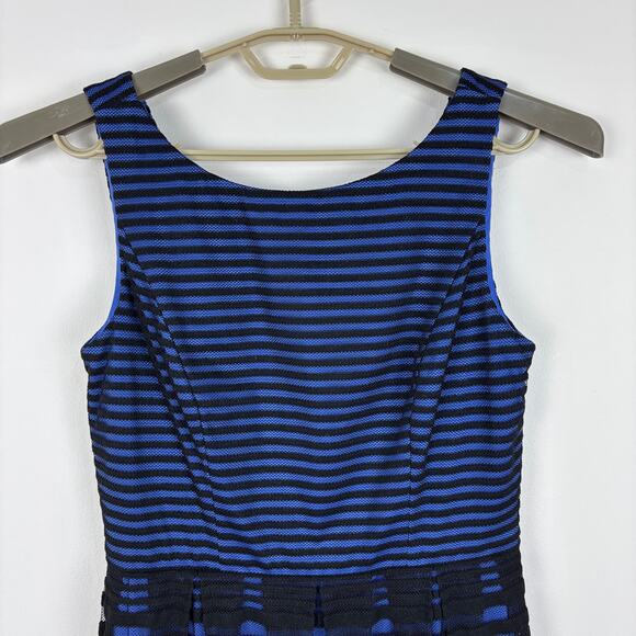 Muse Blue Black lace overlay sleeveless knee-length dress 6 twee - Picture 2 of 7